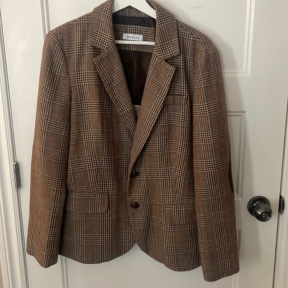 Tweed jacket - Picture 1 of 3